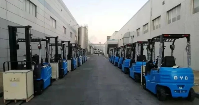 比亚迪叉车在用户现场