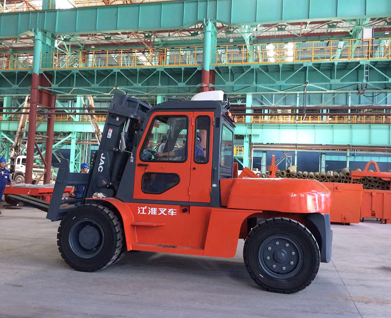 配空调+驾驶室（大吨位）